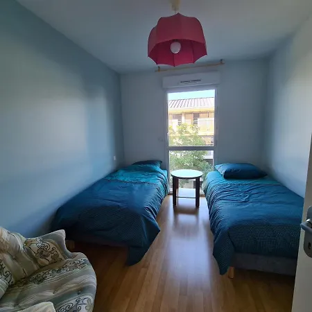 Spacieux, Centre Ville, 2 Chambres, Parking, Proche Toutes Commodites - Fr-1-485-122 Apartment
